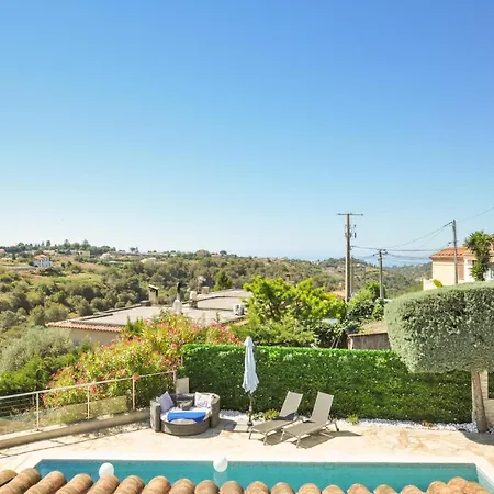 בית נופש Lovely In