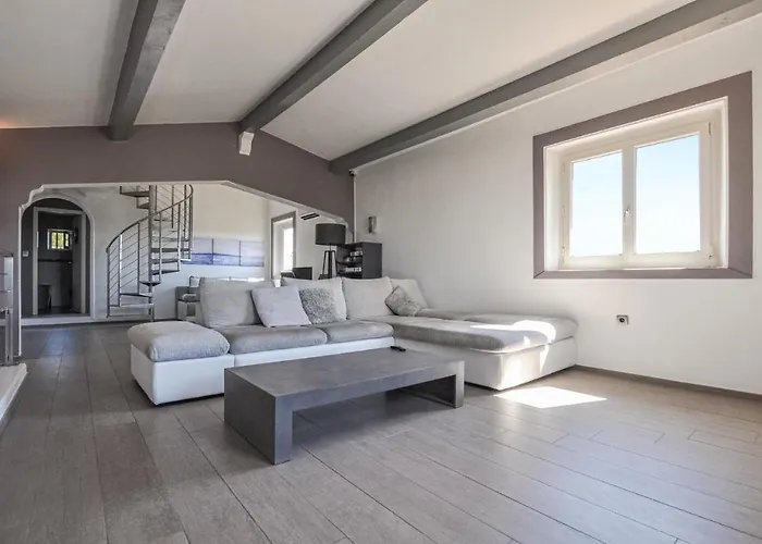Lovely In Casa vacanze Saint-Laurent-du-Var